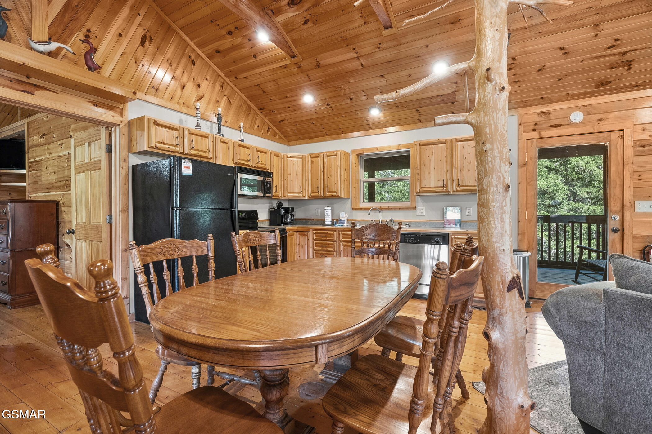 1960 Oakmont Drive Sevierville TN 37876