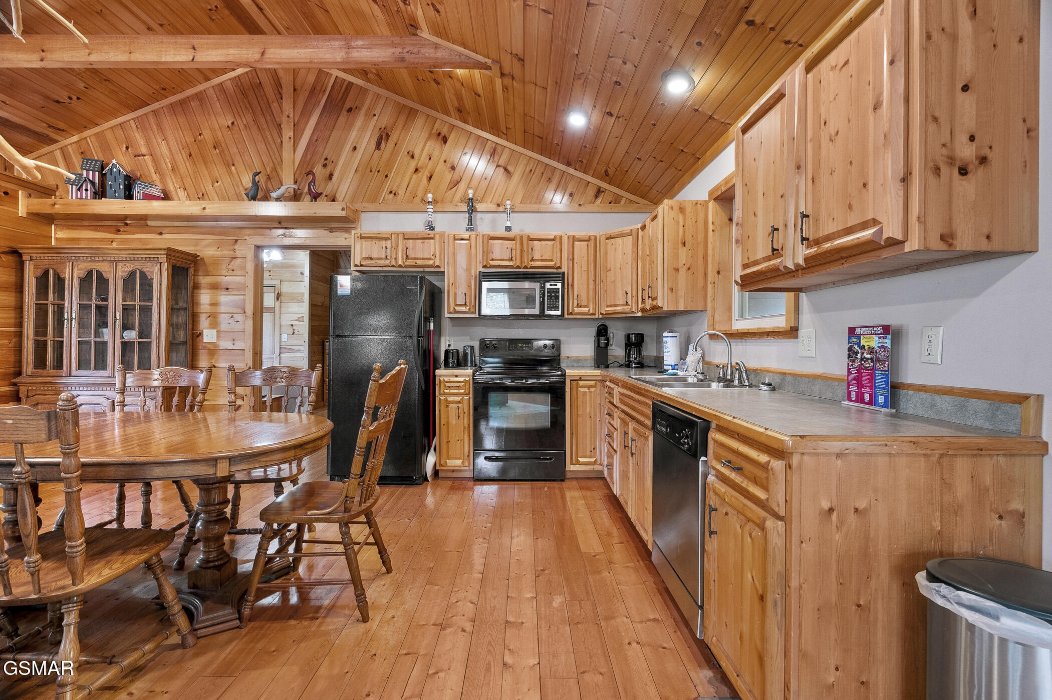 1960 Oakmont Drive Sevierville TN 37876