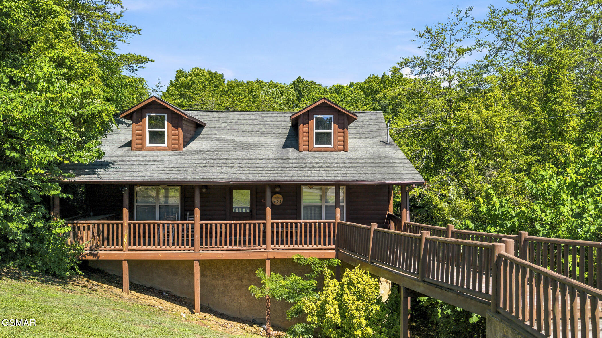 1960 Oakmont Drive Sevierville TN 37876