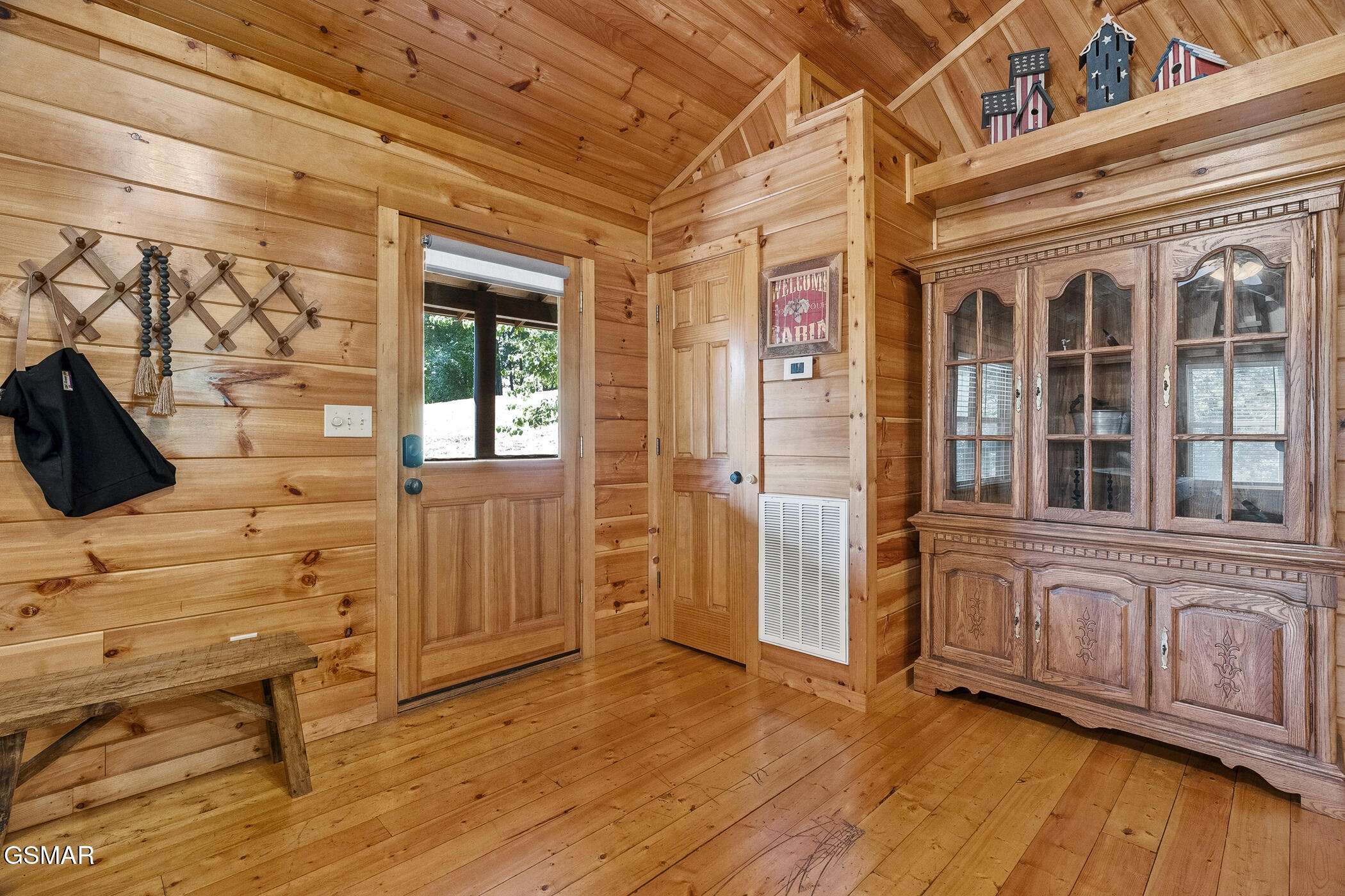 1960 Oakmont Drive Sevierville TN 37876