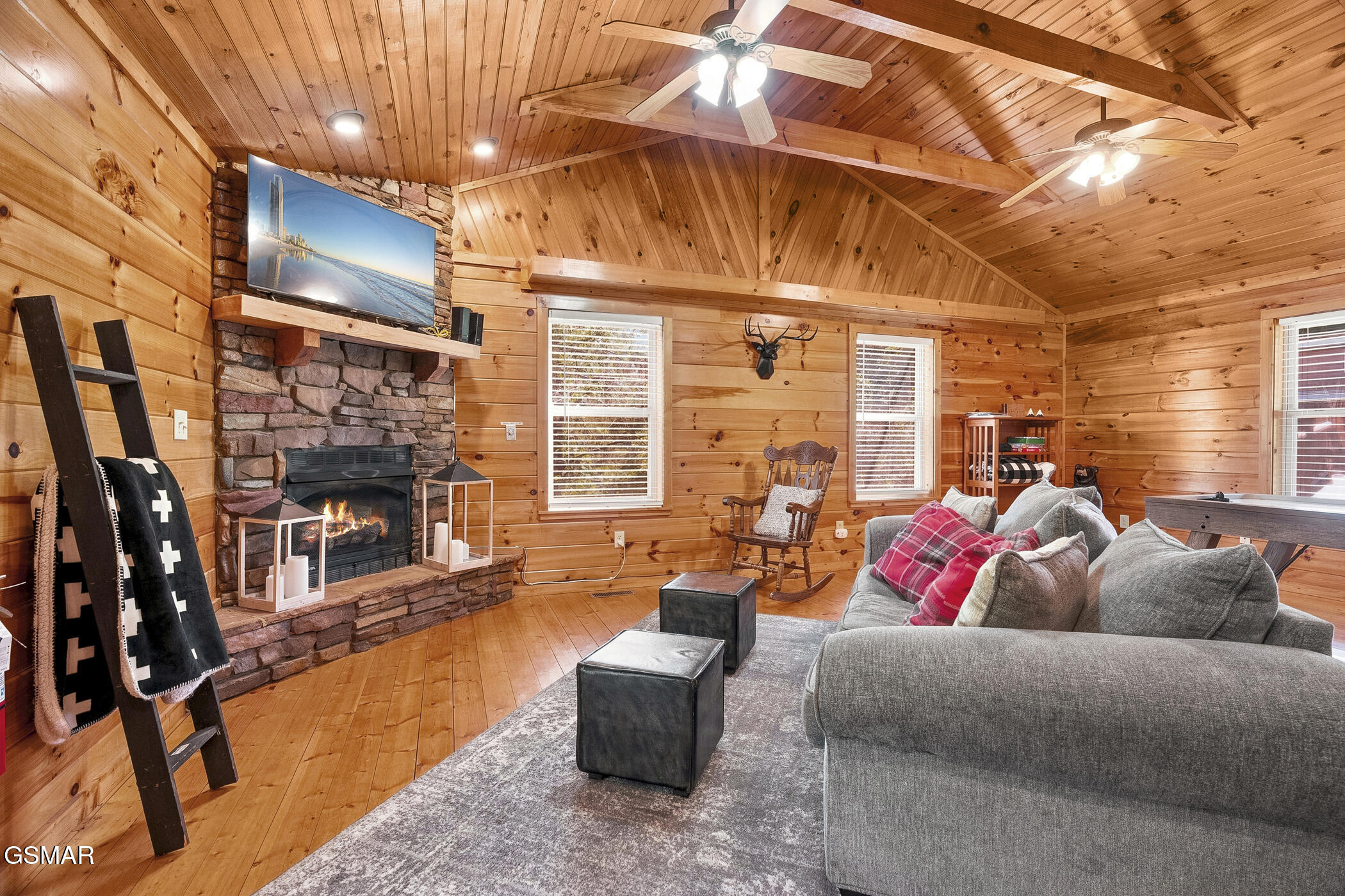 1960 Oakmont Drive Sevierville TN 37876