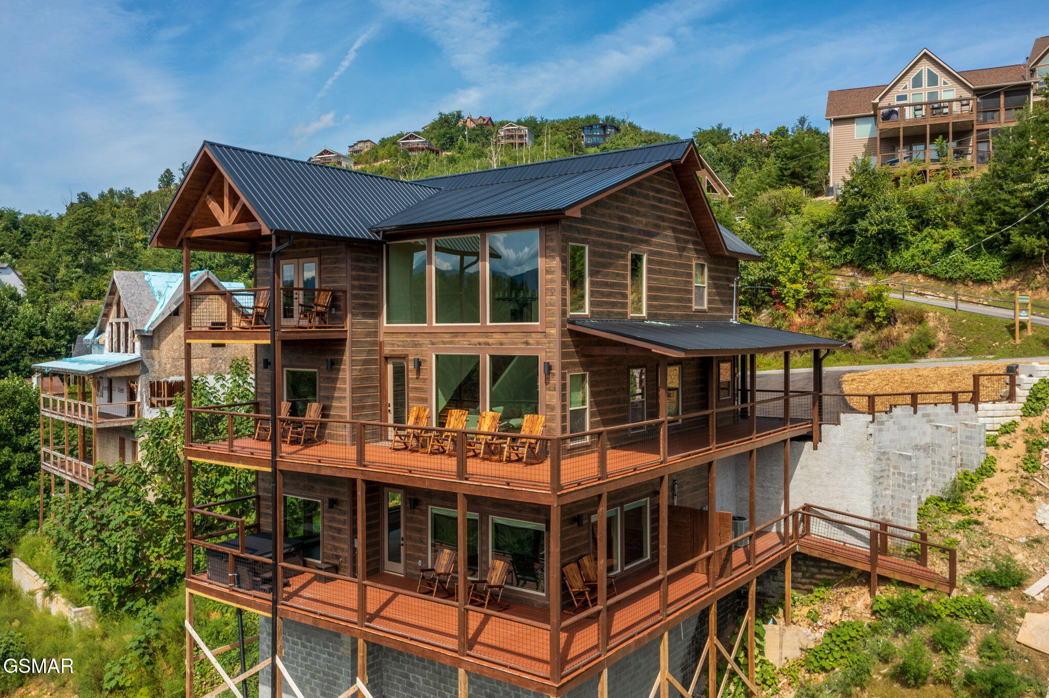 879 Sourwood Drive Gatlinburg TN 37738