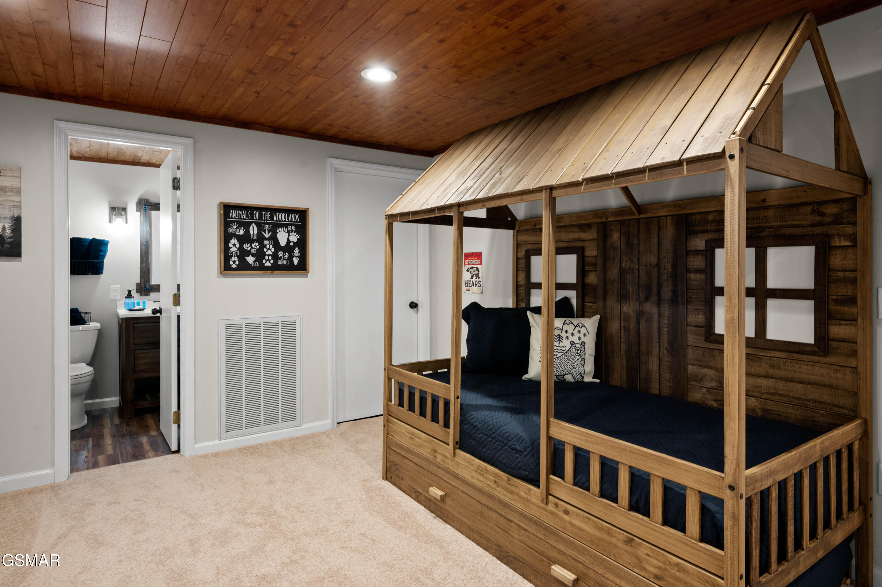 4357 Boogertown Road Sevierville TN 37876