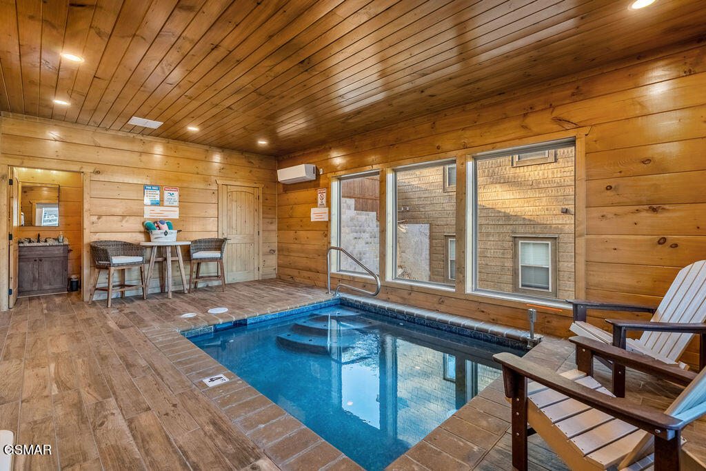 2832 Sequoia Road Pigeon Forge TN 37863