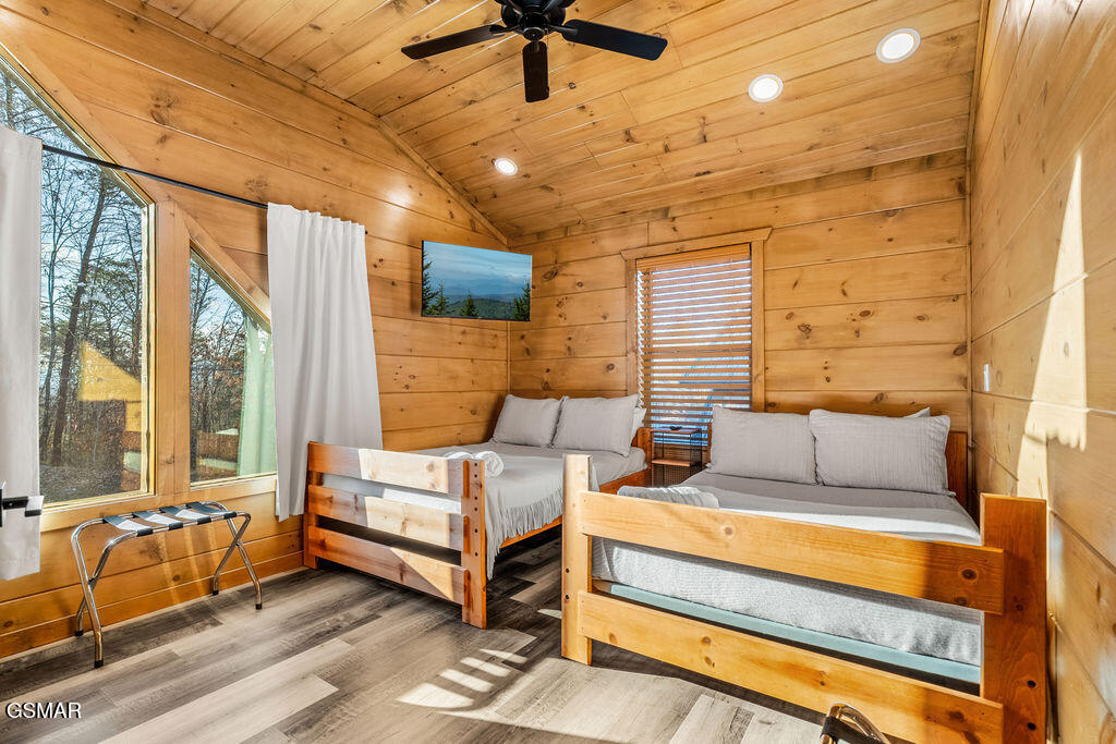 2832 Sequoia Road Pigeon Forge TN 37863