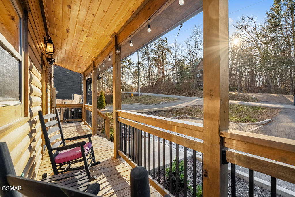 2832 Sequoia Road Pigeon Forge TN 37863