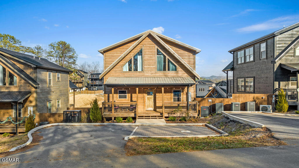 2832 Sequoia Road Pigeon Forge TN 37863