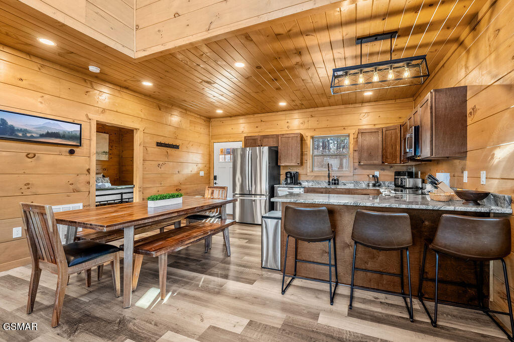 2832 Sequoia Road Pigeon Forge TN 37863