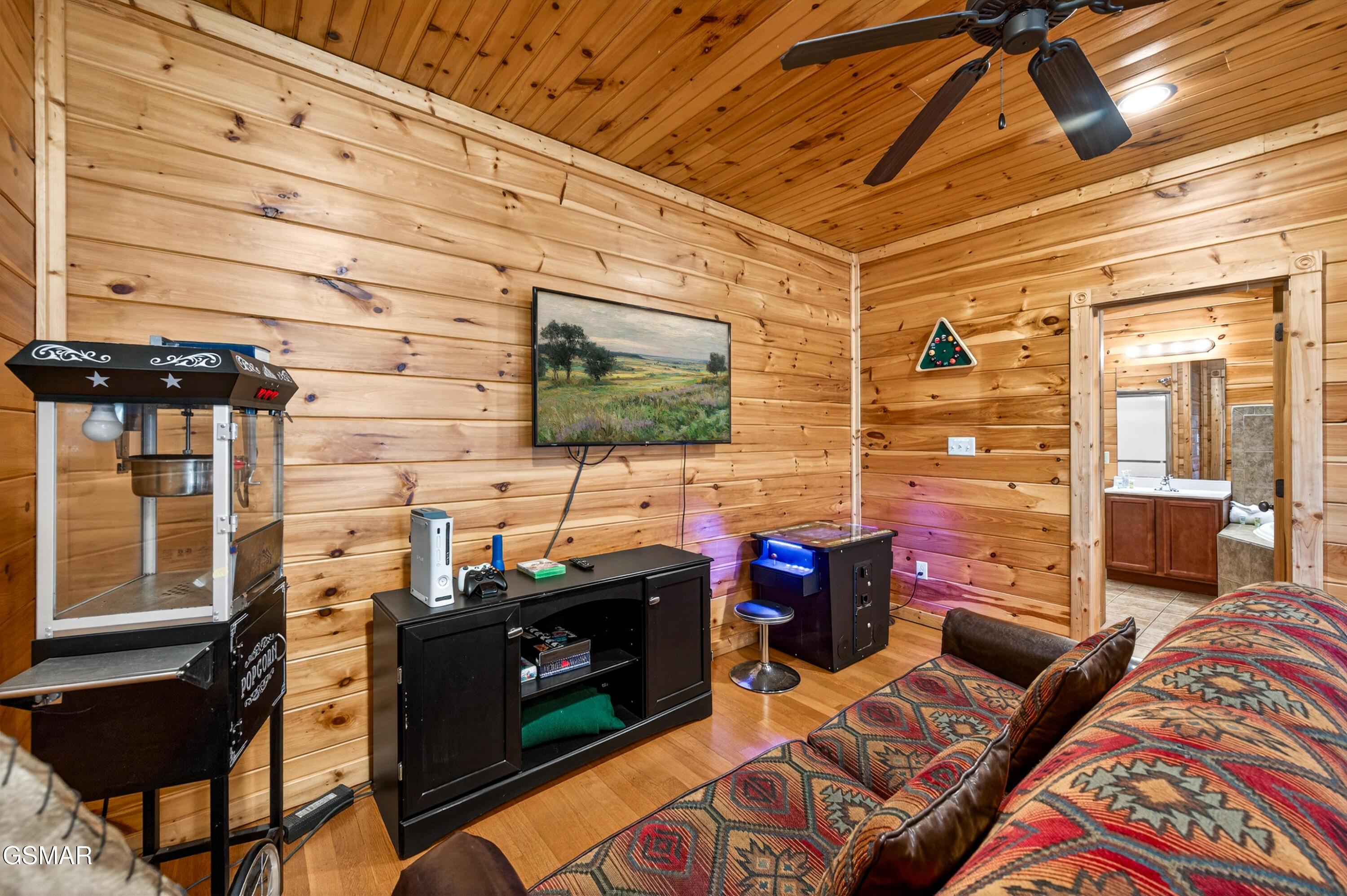 922 Parkview Point Way Gatlinburg TN 37738