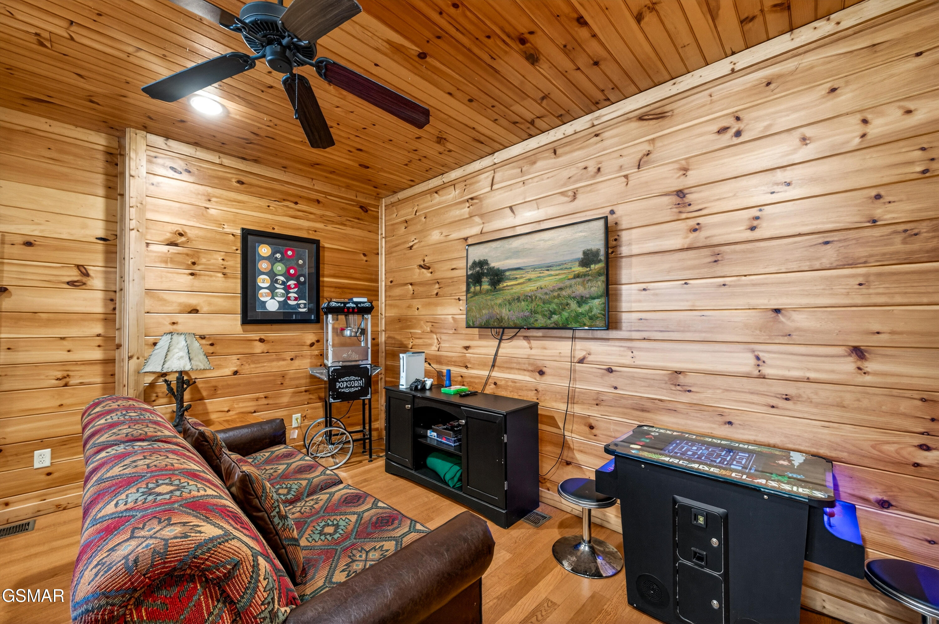 922 Parkview Point Way Gatlinburg TN 37738