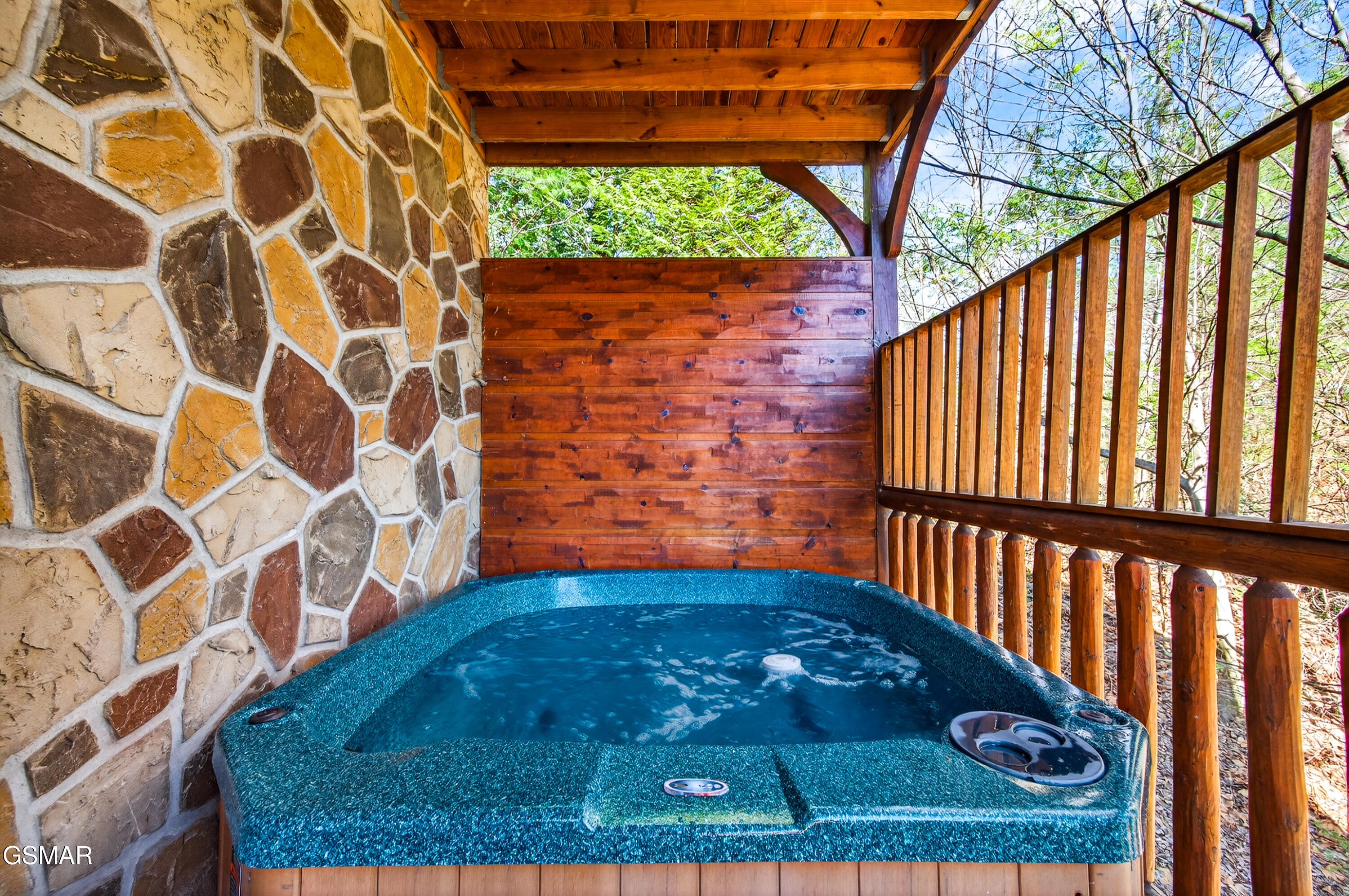 922 Parkview Point Way Gatlinburg TN 37738