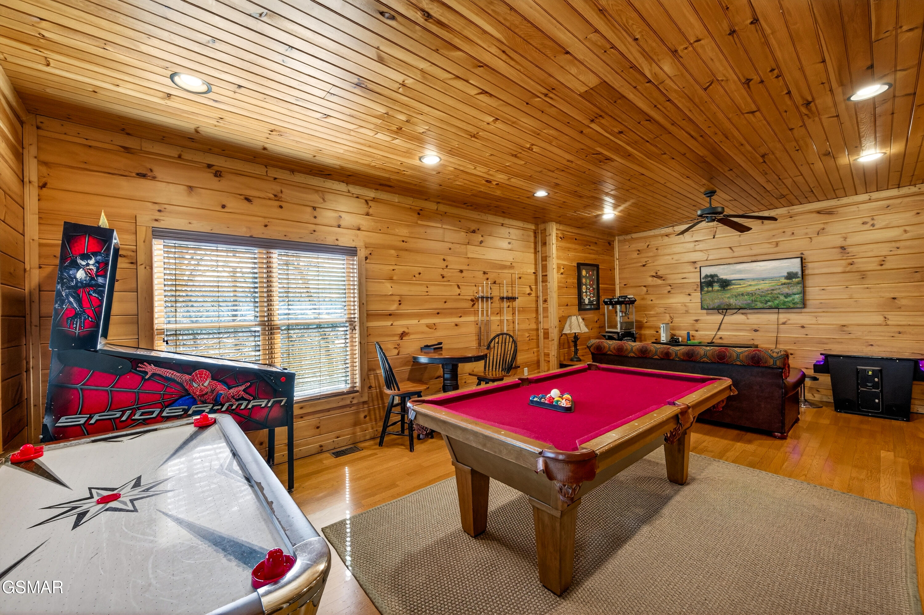 922 Parkview Point Way Gatlinburg TN 37738