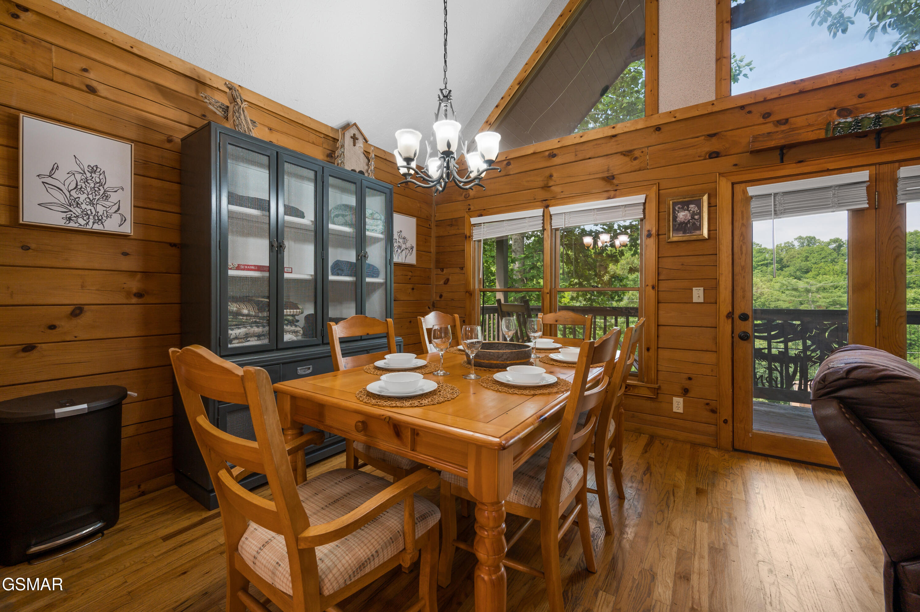 3629 Country Pines Way Sevierville TN 37876