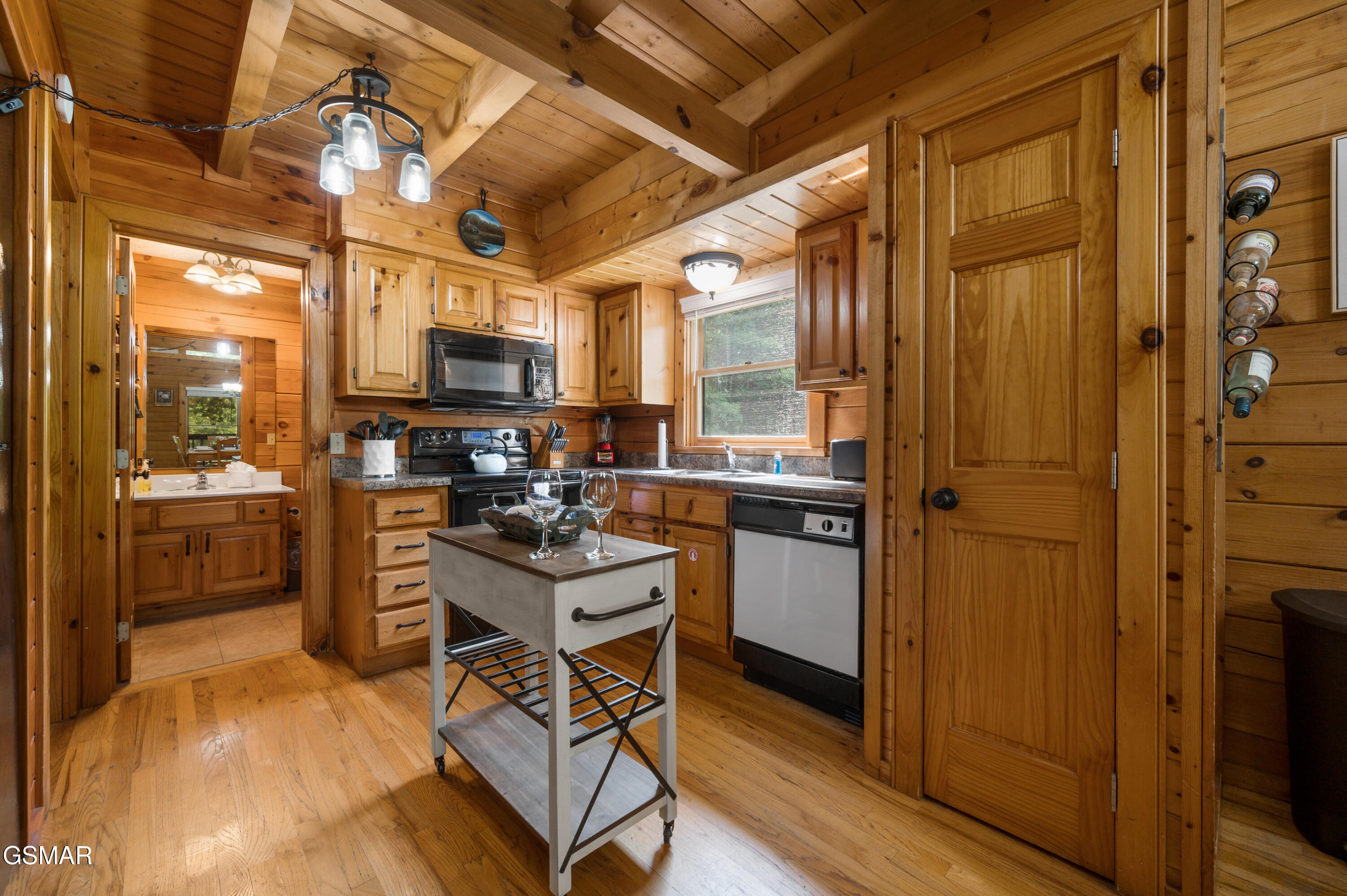 3629 Country Pines Way Sevierville TN 37876