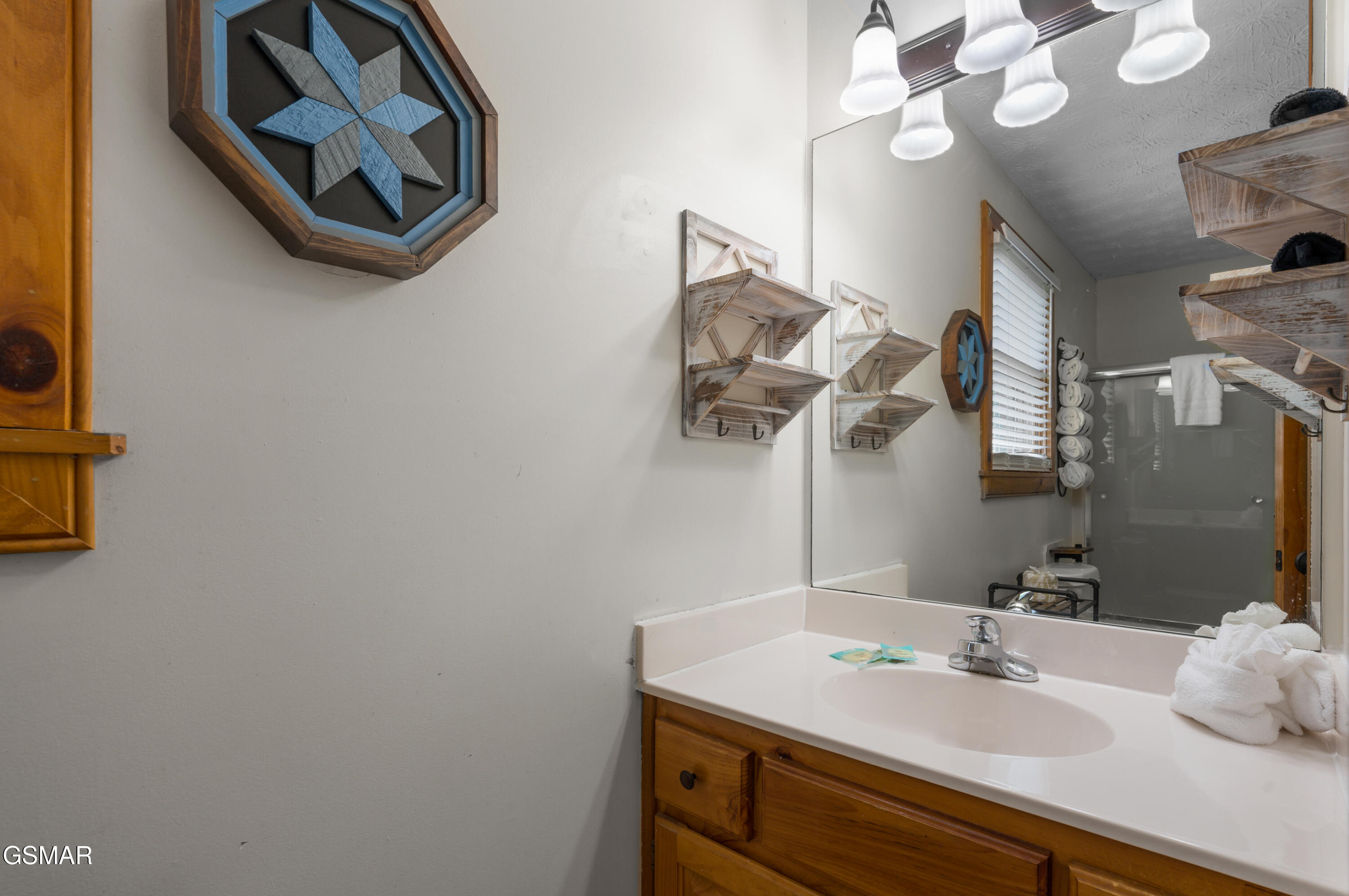 3629 Country Pines Way Sevierville TN 37876