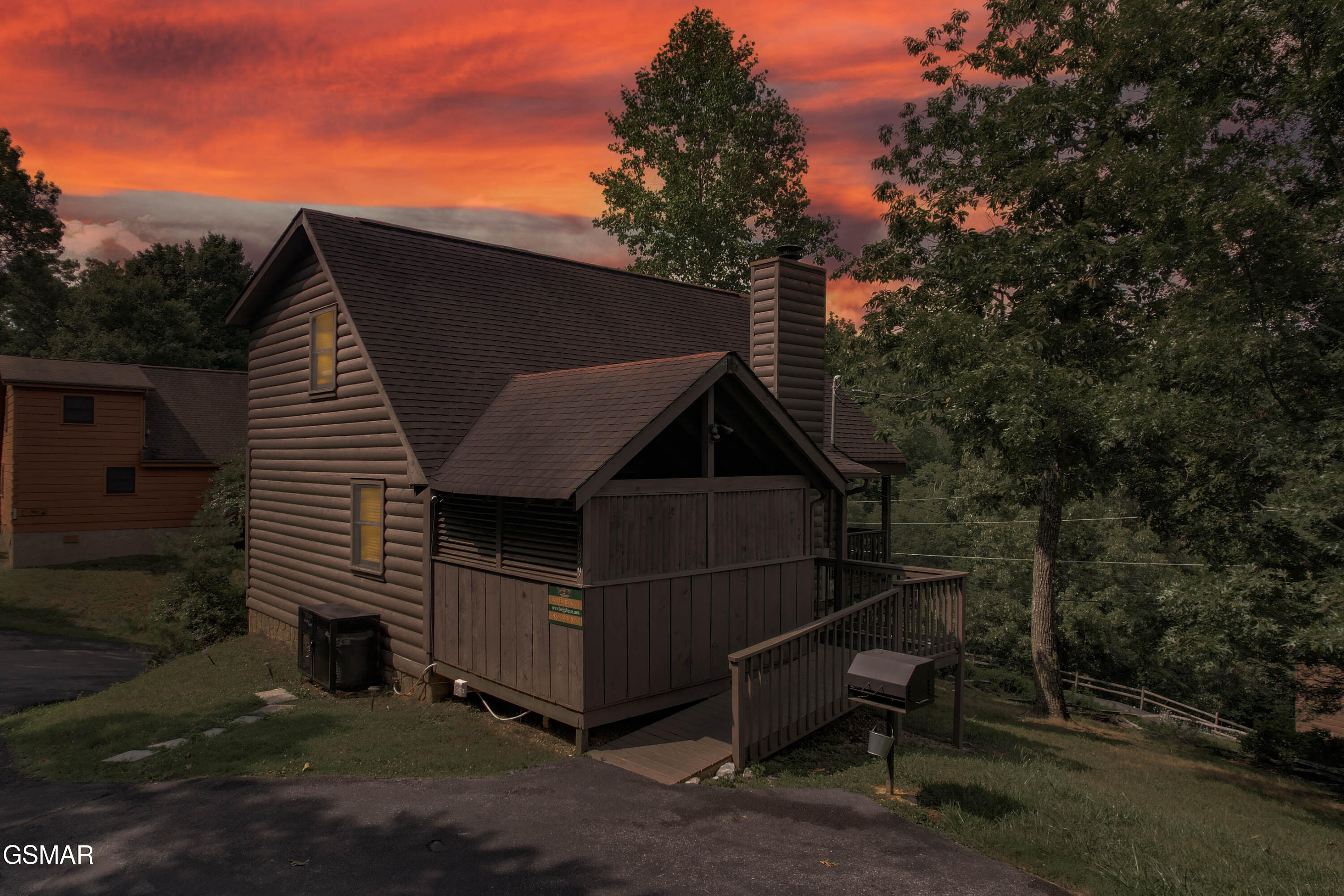 3629 Country Pines Way Sevierville TN 37876
