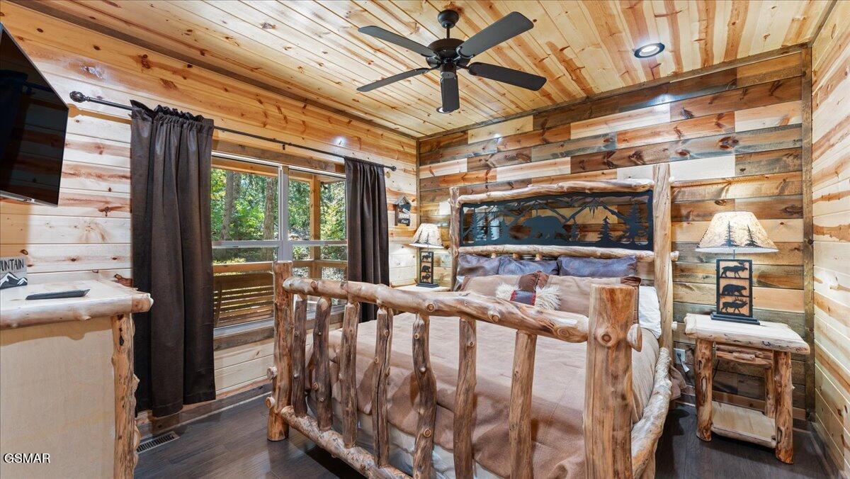 2215 Cub Circle Sevierville TN 37862