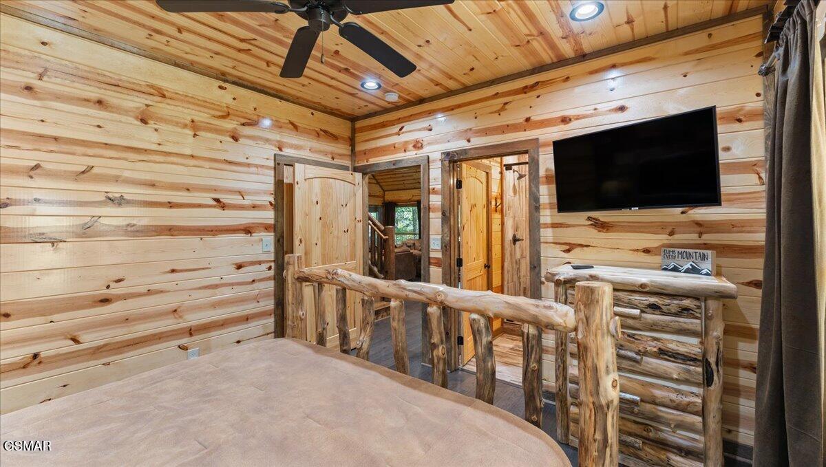 2215 Cub Circle Sevierville TN 37862