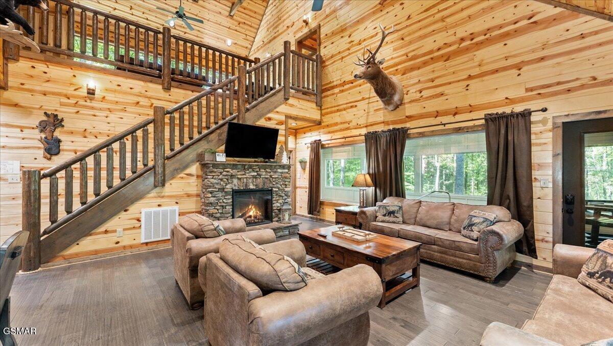 2215 Cub Circle Sevierville TN 37862