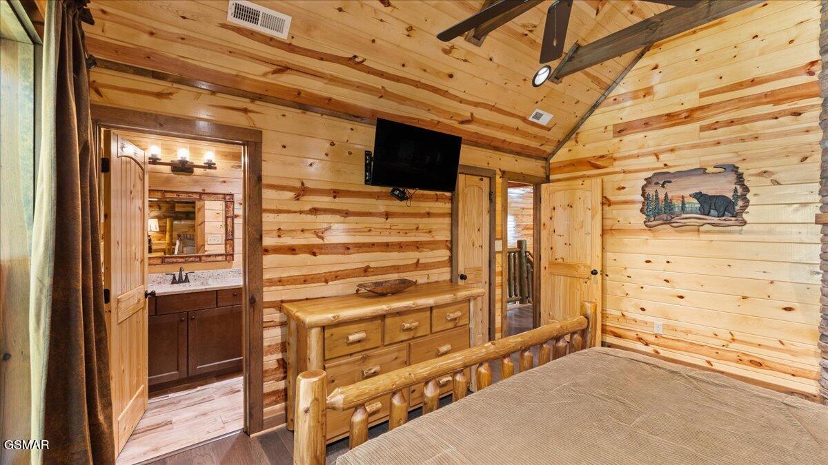 2215 Cub Circle Sevierville TN 37862