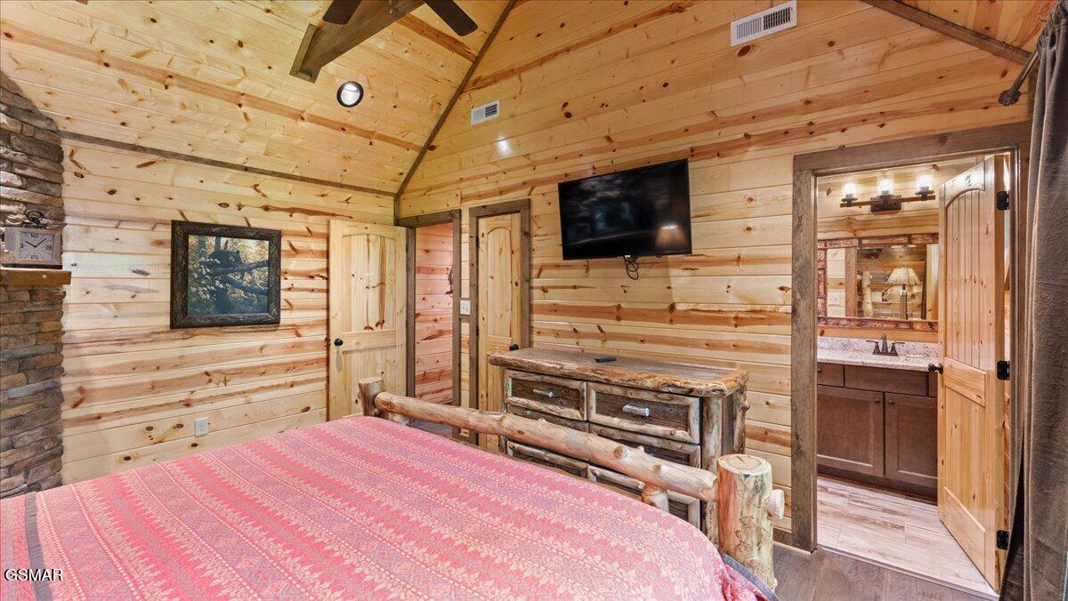 2215 Cub Circle Sevierville TN 37862