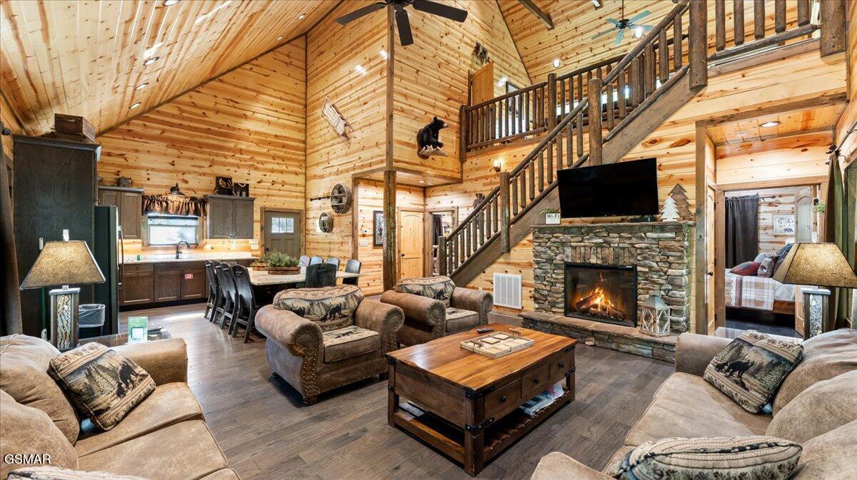 2215 Cub Circle Sevierville TN 37862