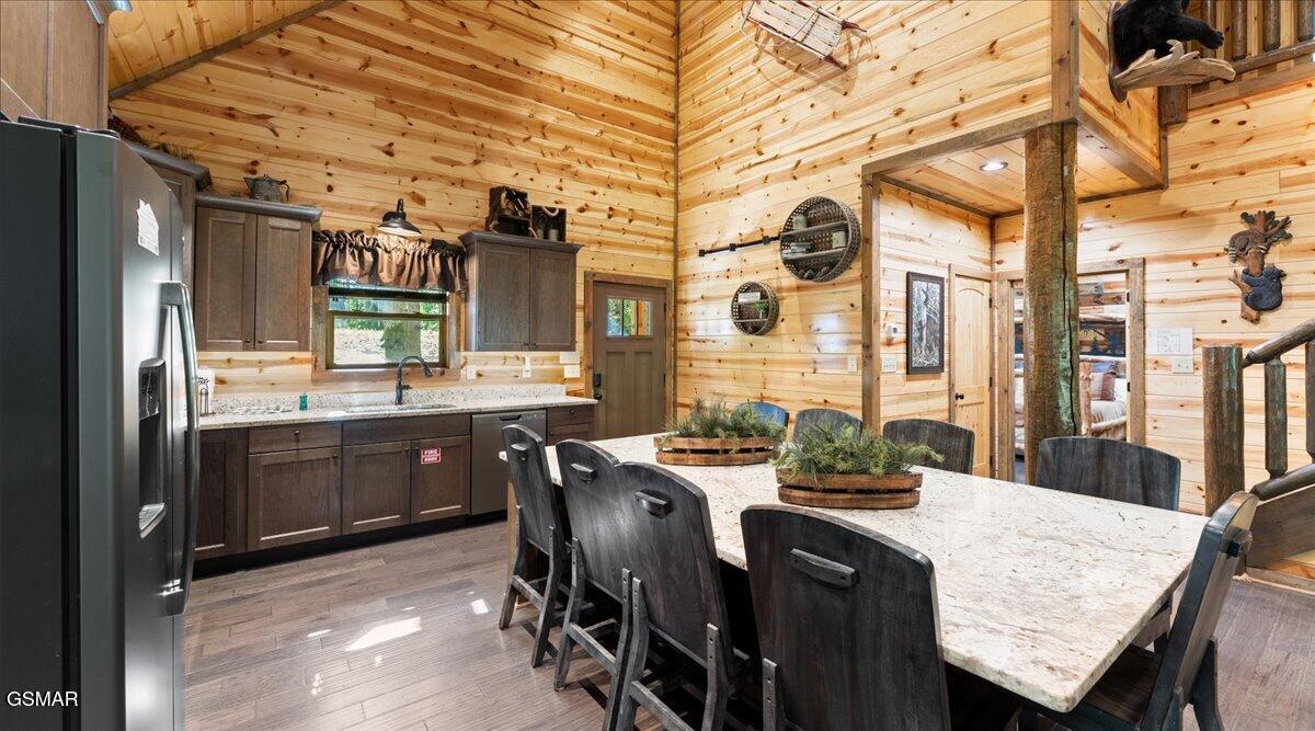 2215 Cub Circle Sevierville TN 37862