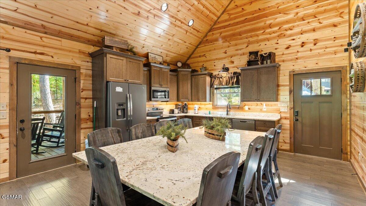 2215 Cub Circle Sevierville TN 37862