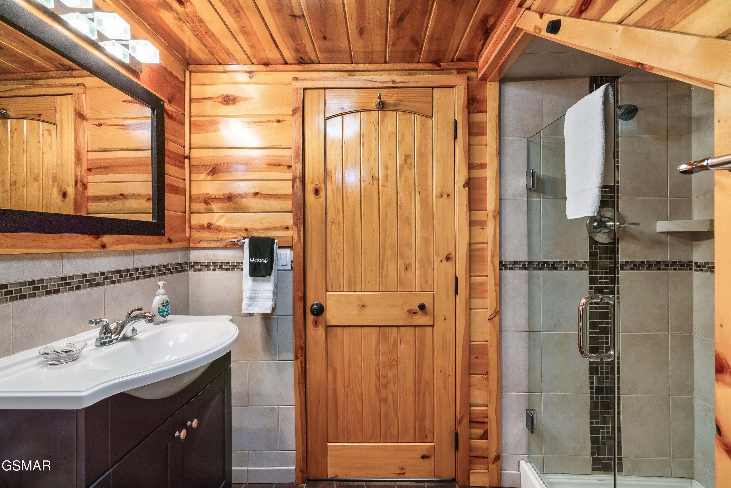 1480 Zurich Road Gatlinburg TN 37738