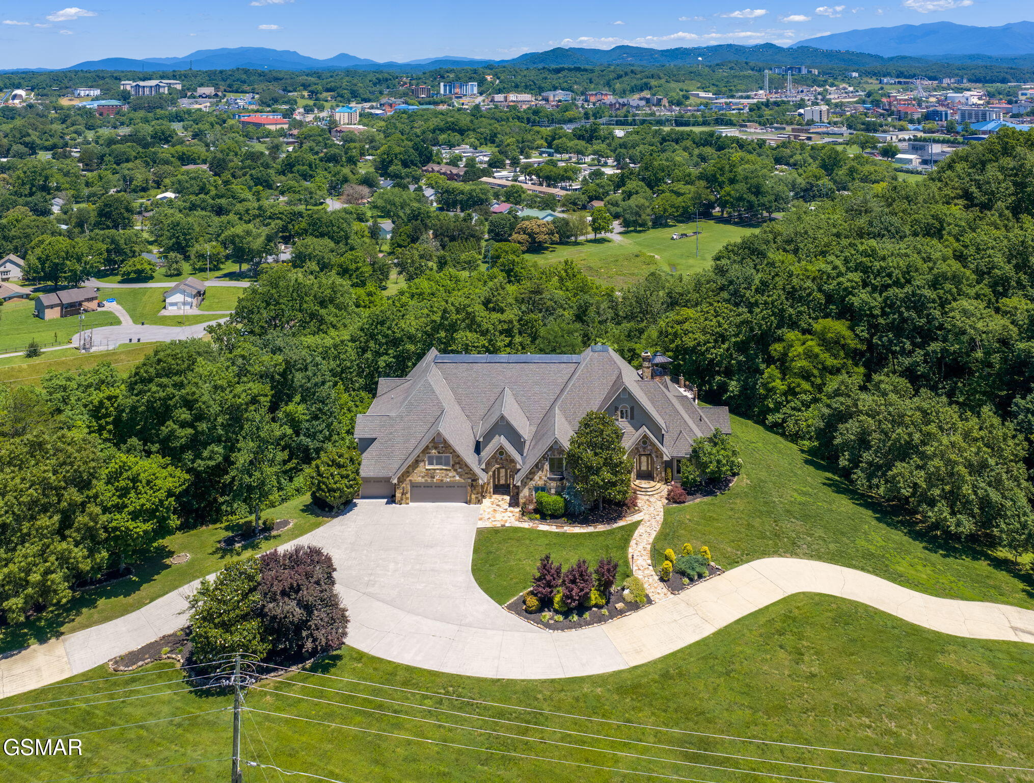 2205 Battle Hill Road Pigeon Forge TN 37863