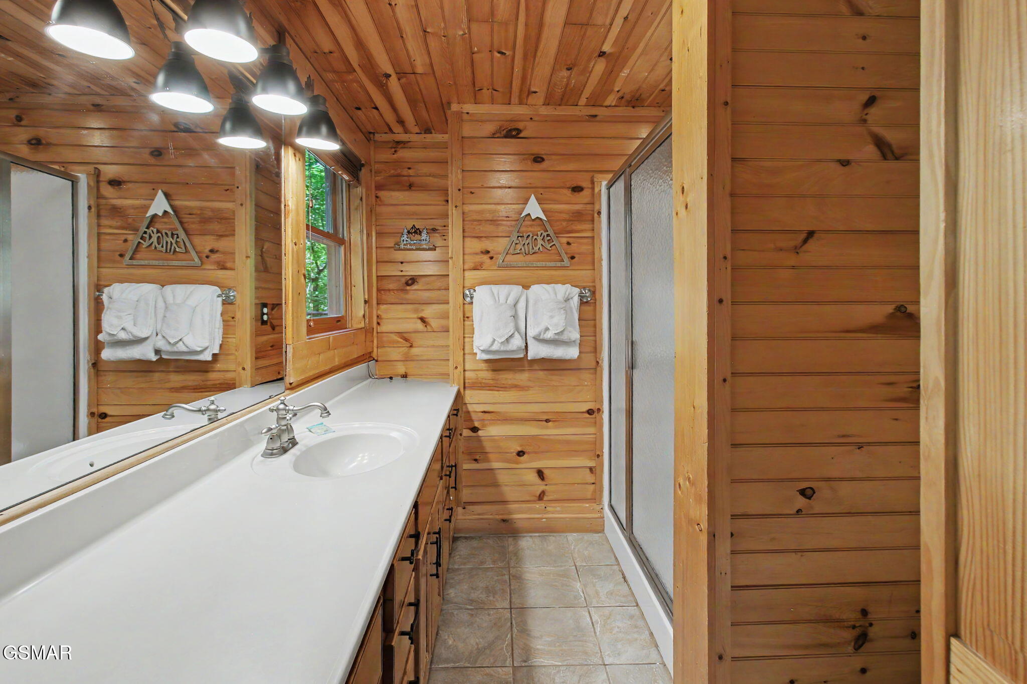 1943 Elk Springs Way Gatlinburg TN 37738