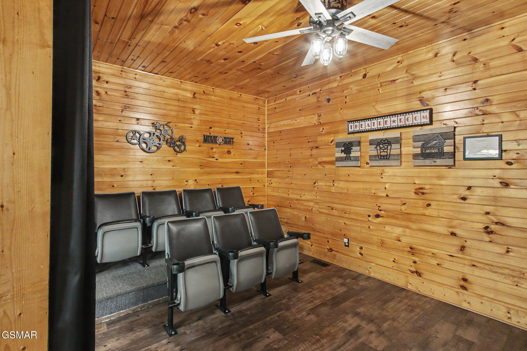 1943 Elk Springs Way Gatlinburg TN 37738