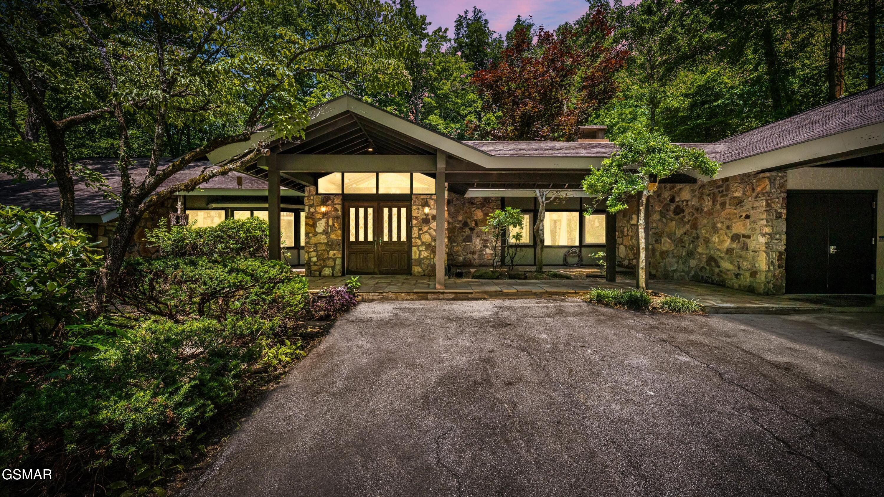 1115 Old Cartertown Road Gatlinburg TN 37738
