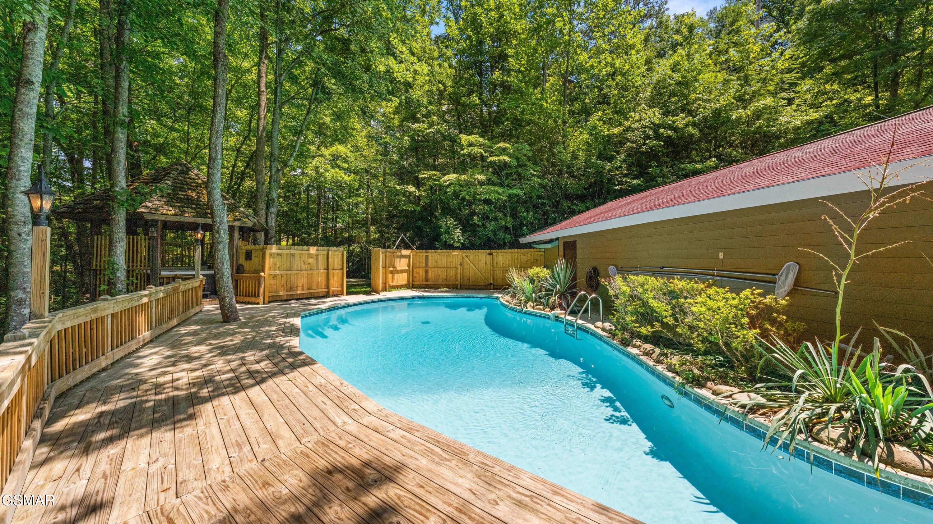 1115 Old Cartertown Road Gatlinburg TN 37738