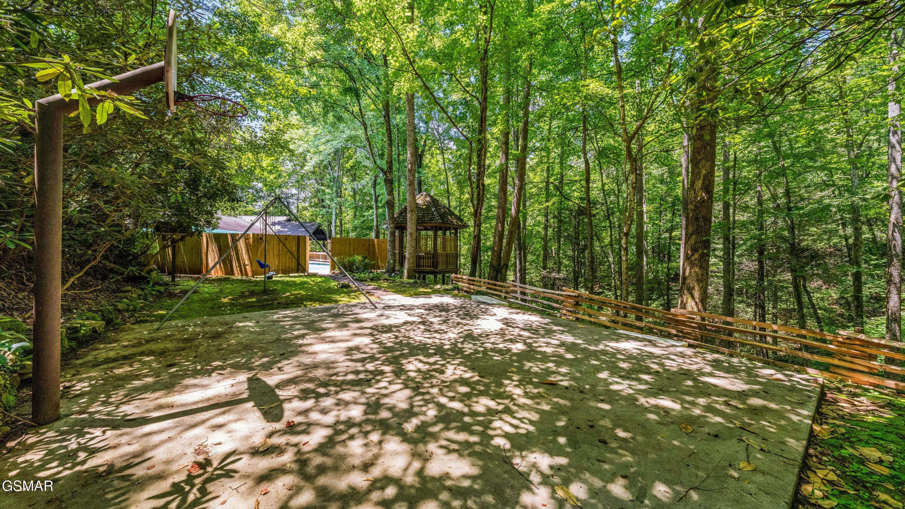 1115 Old Cartertown Road Gatlinburg TN 37738
