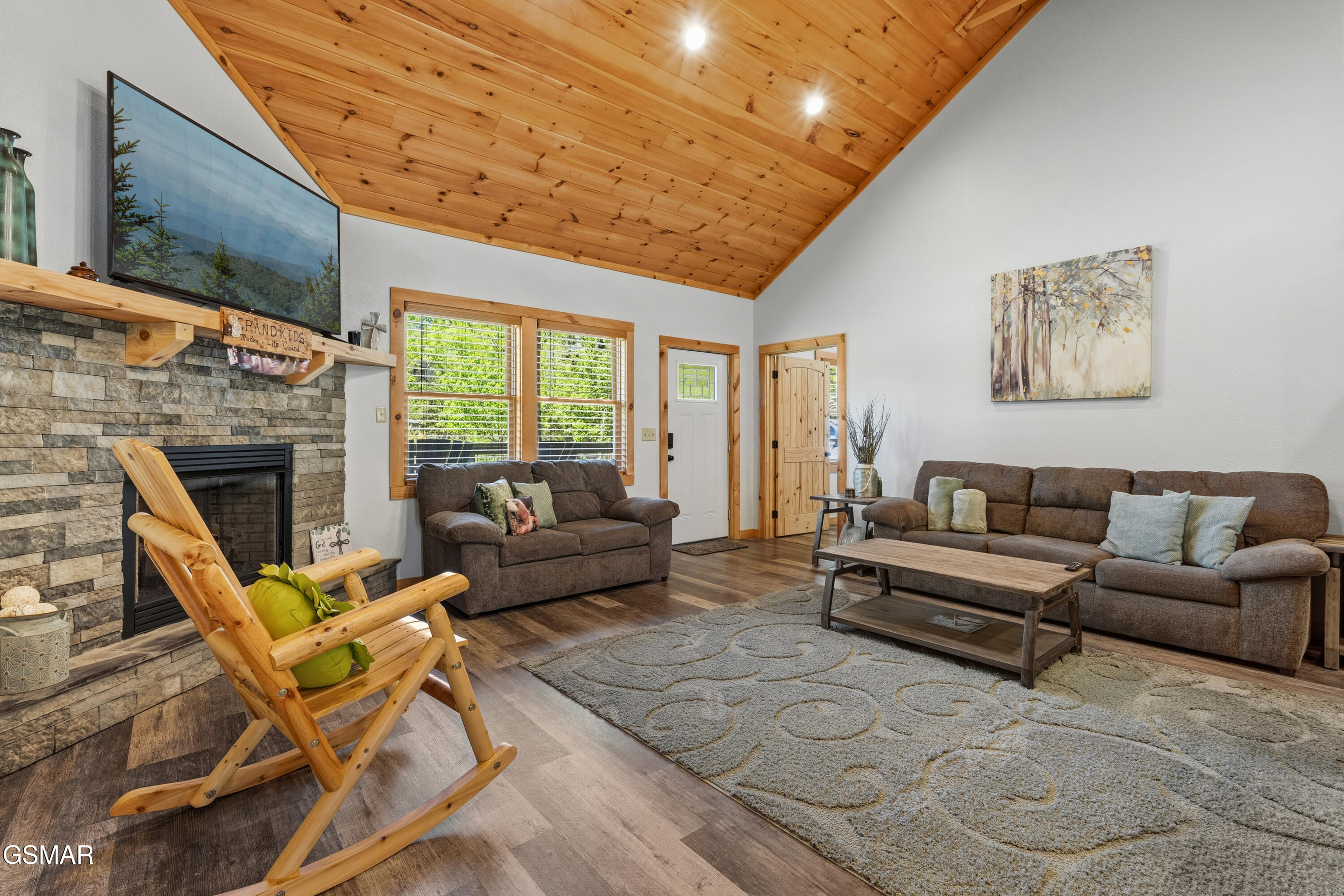1016 Walini Way Sevierville TN 37876