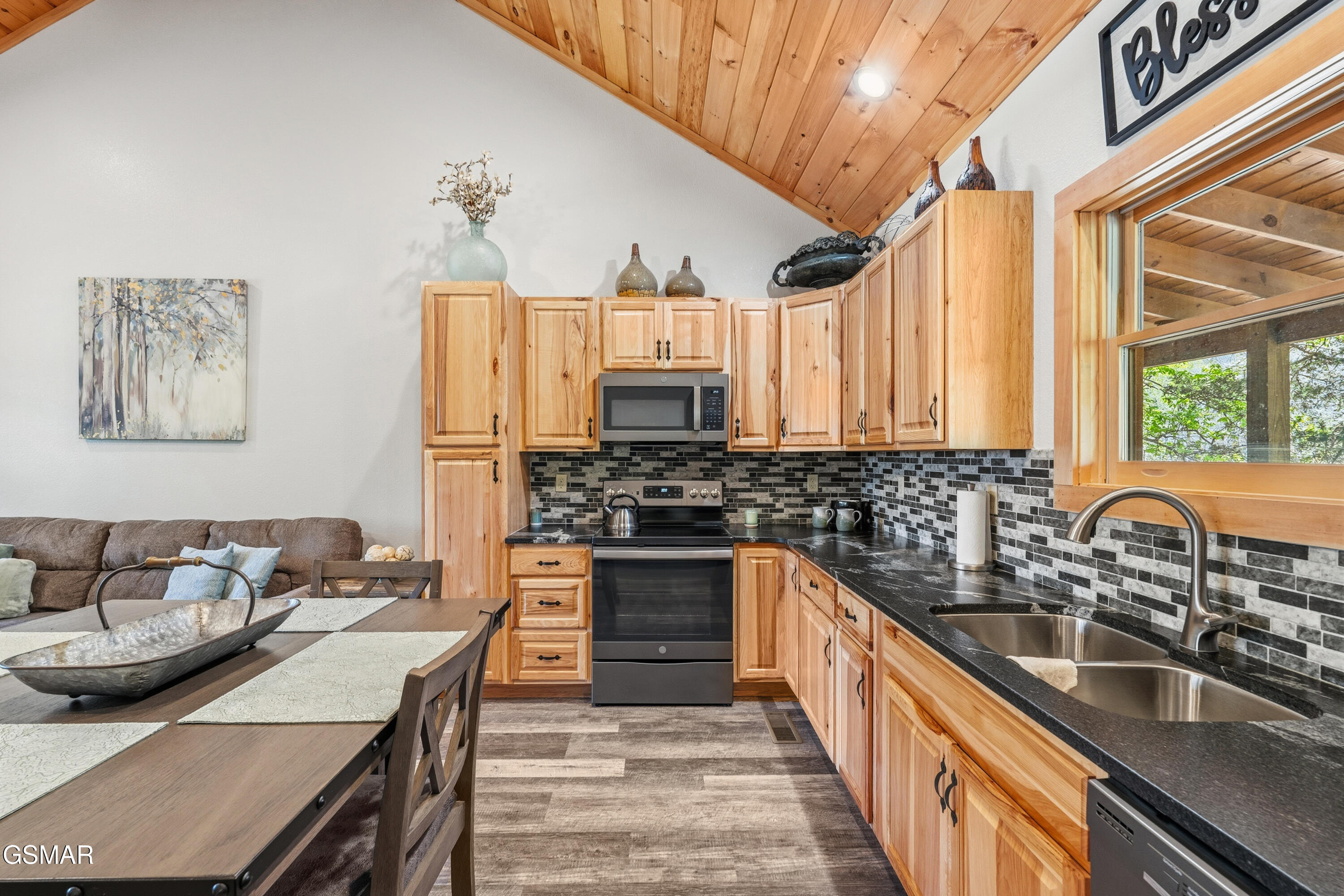 1016 Walini Way Sevierville TN 37876