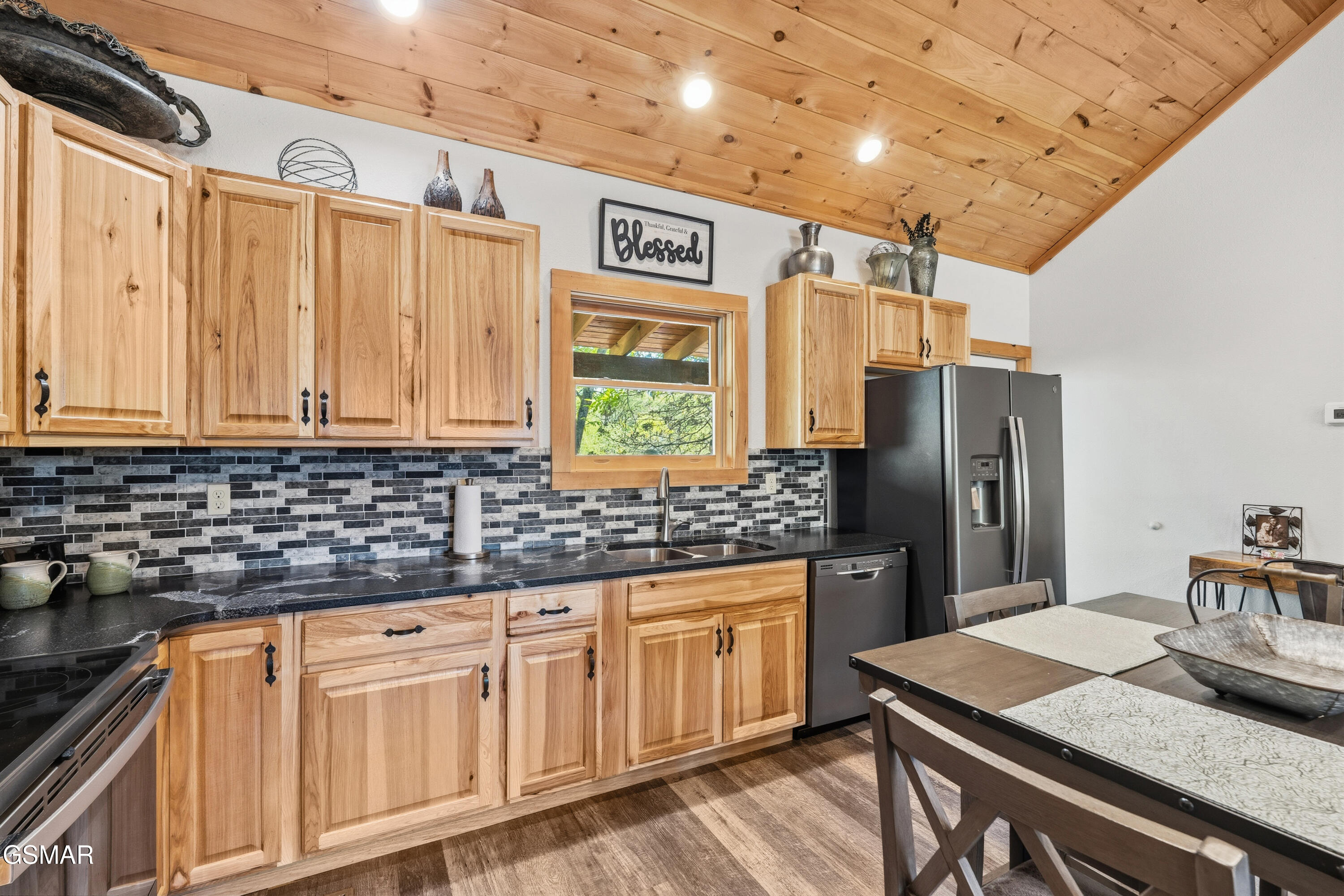 1016 Walini Way Sevierville TN 37876