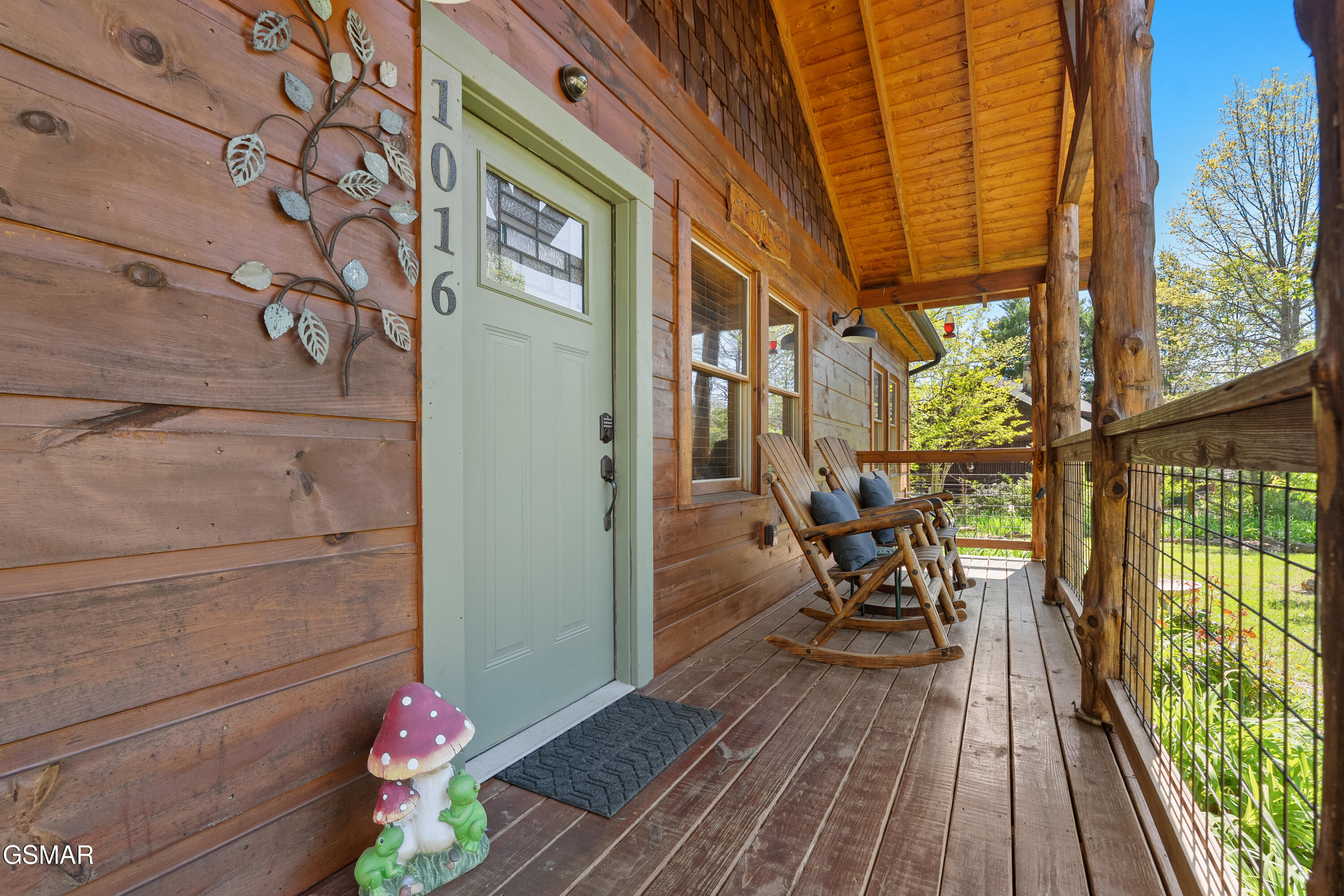 1016 Walini Way Sevierville TN 37876