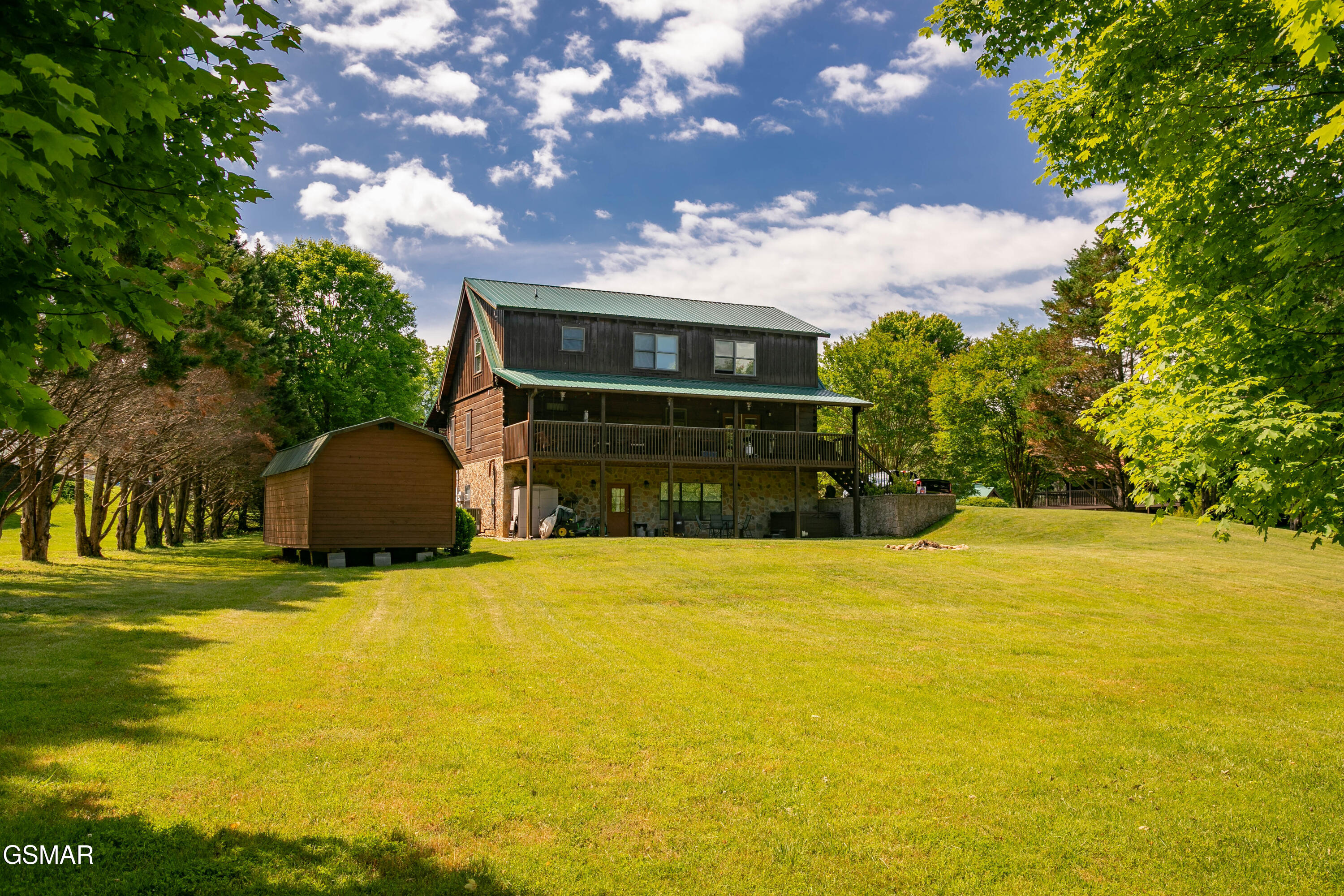 3525 Autumn Woods Lane Sevierville TN 37862