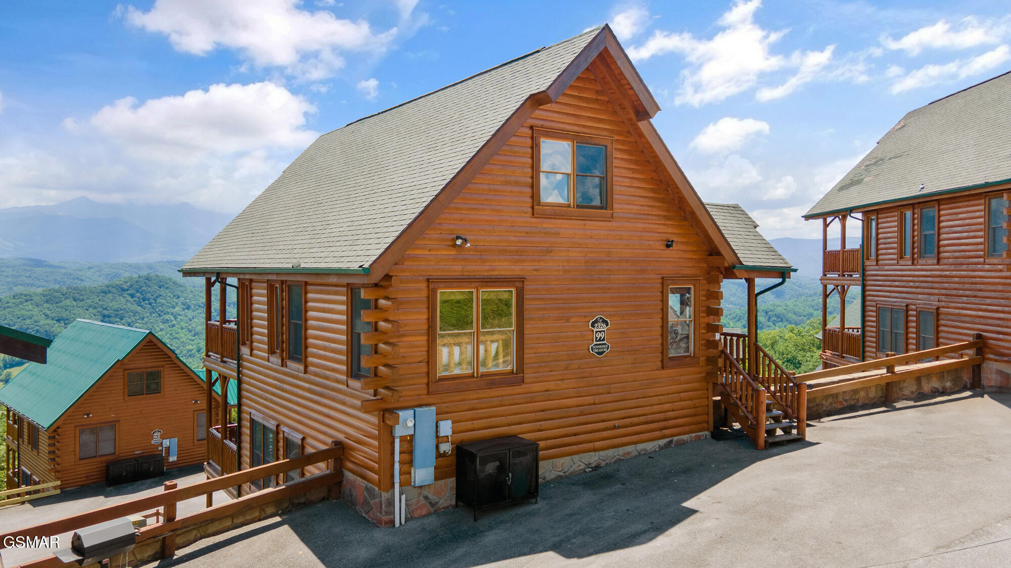 2326 Top Of The World Drive Sevierville TN 37876