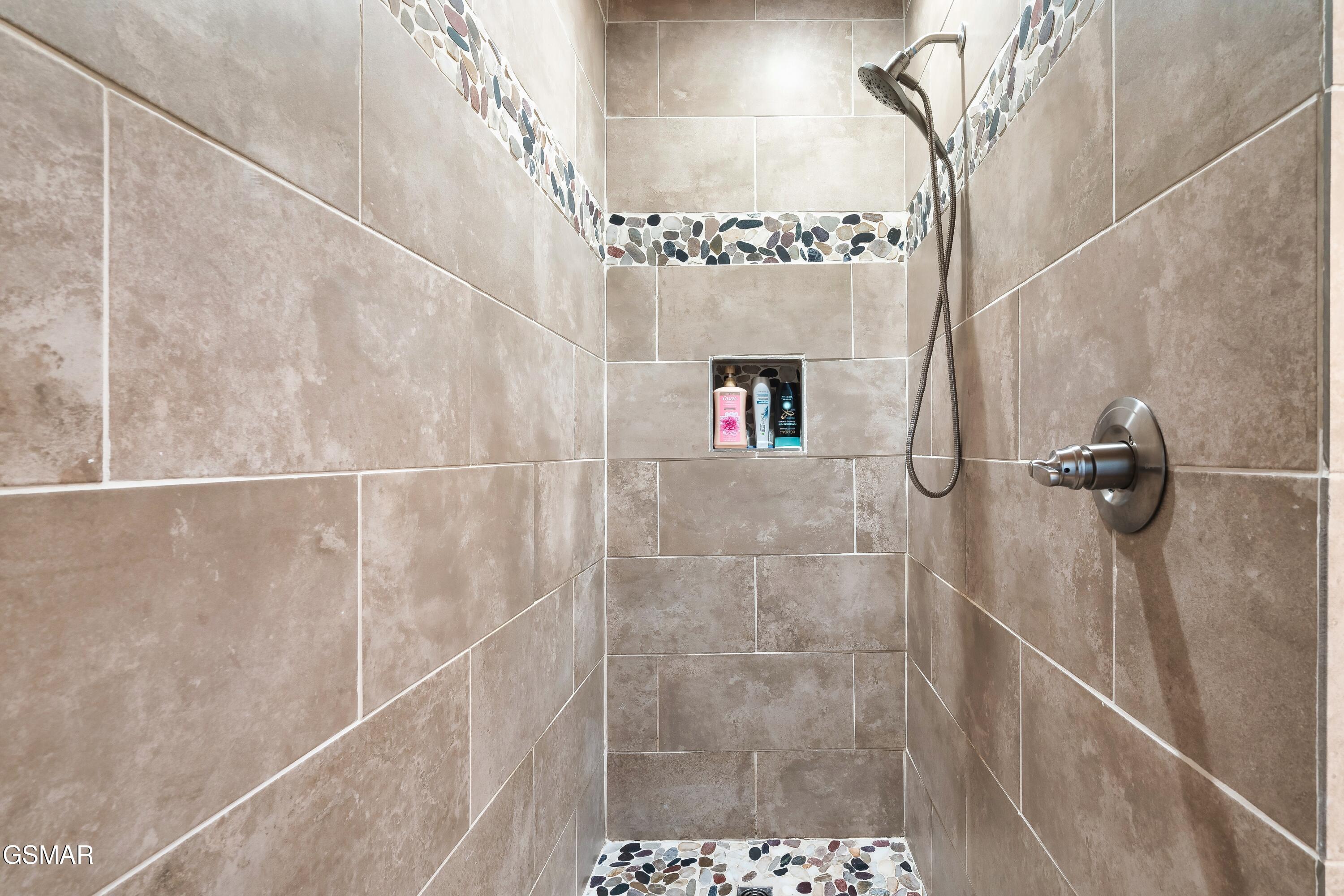 2822 Seth Road Pigeon Forge TN 37863