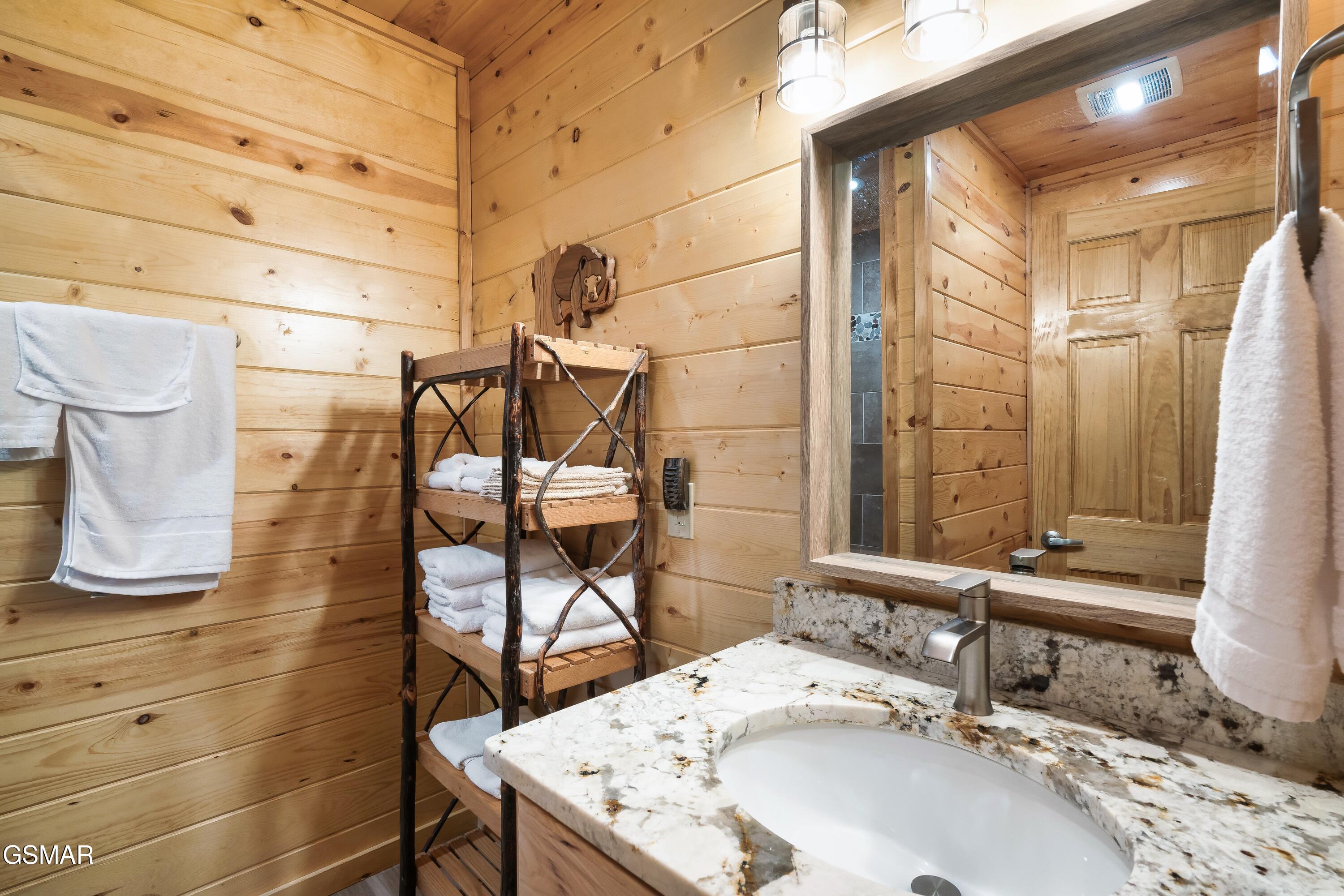 2822 Seth Road Pigeon Forge TN 37863