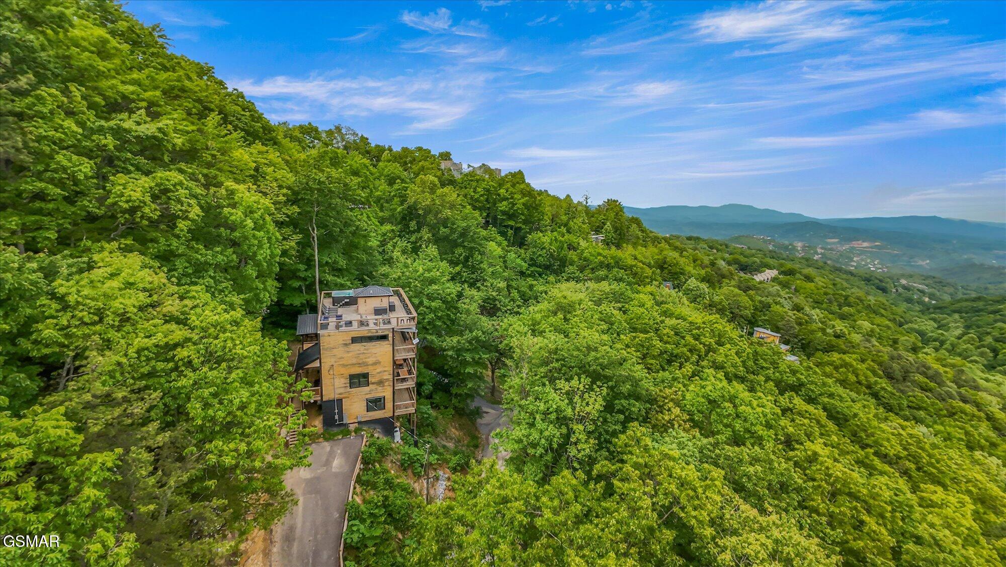 1276 Bavarian Way Gatlinburg TN 37738