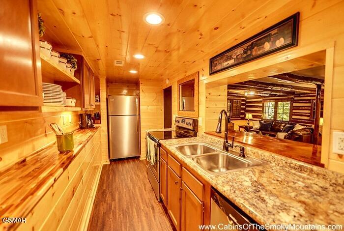 2181 Wears Valley Road Sevierville TN 37862