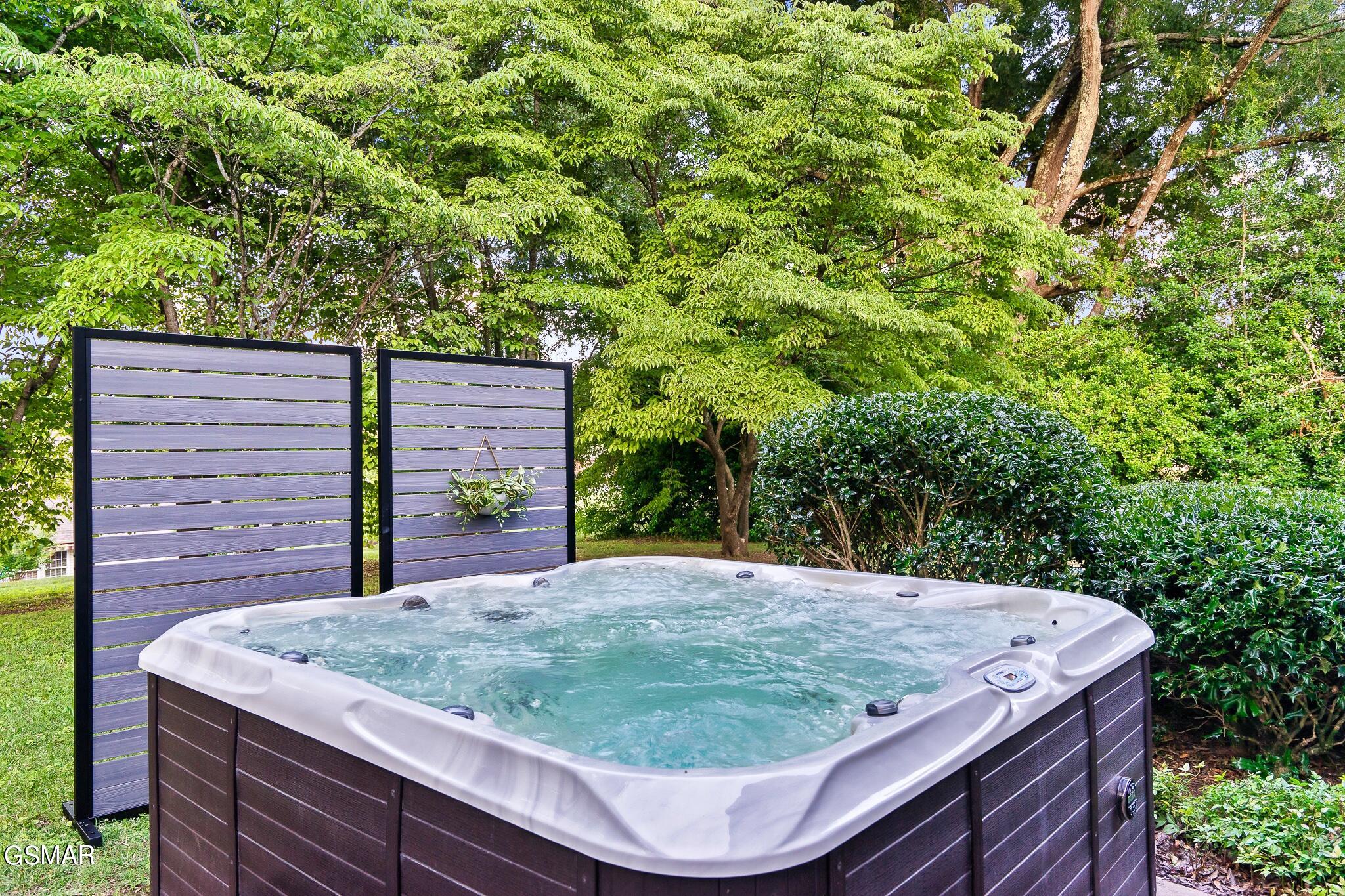 312 Paine Lake Drive Sevierville TN 37862