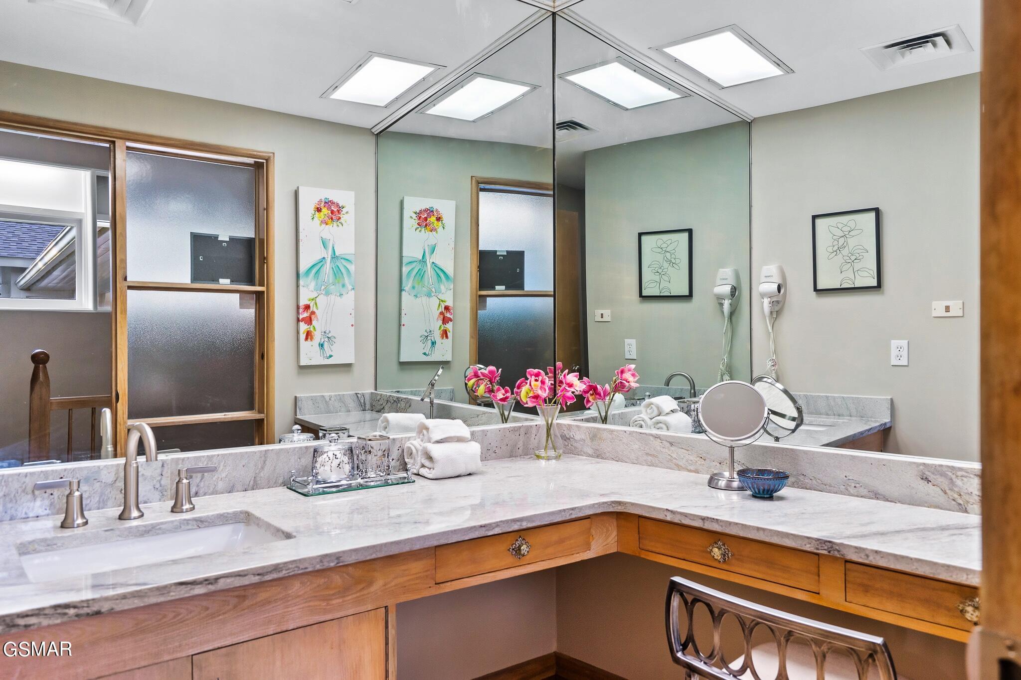 312 Paine Lake Drive Sevierville TN 37862