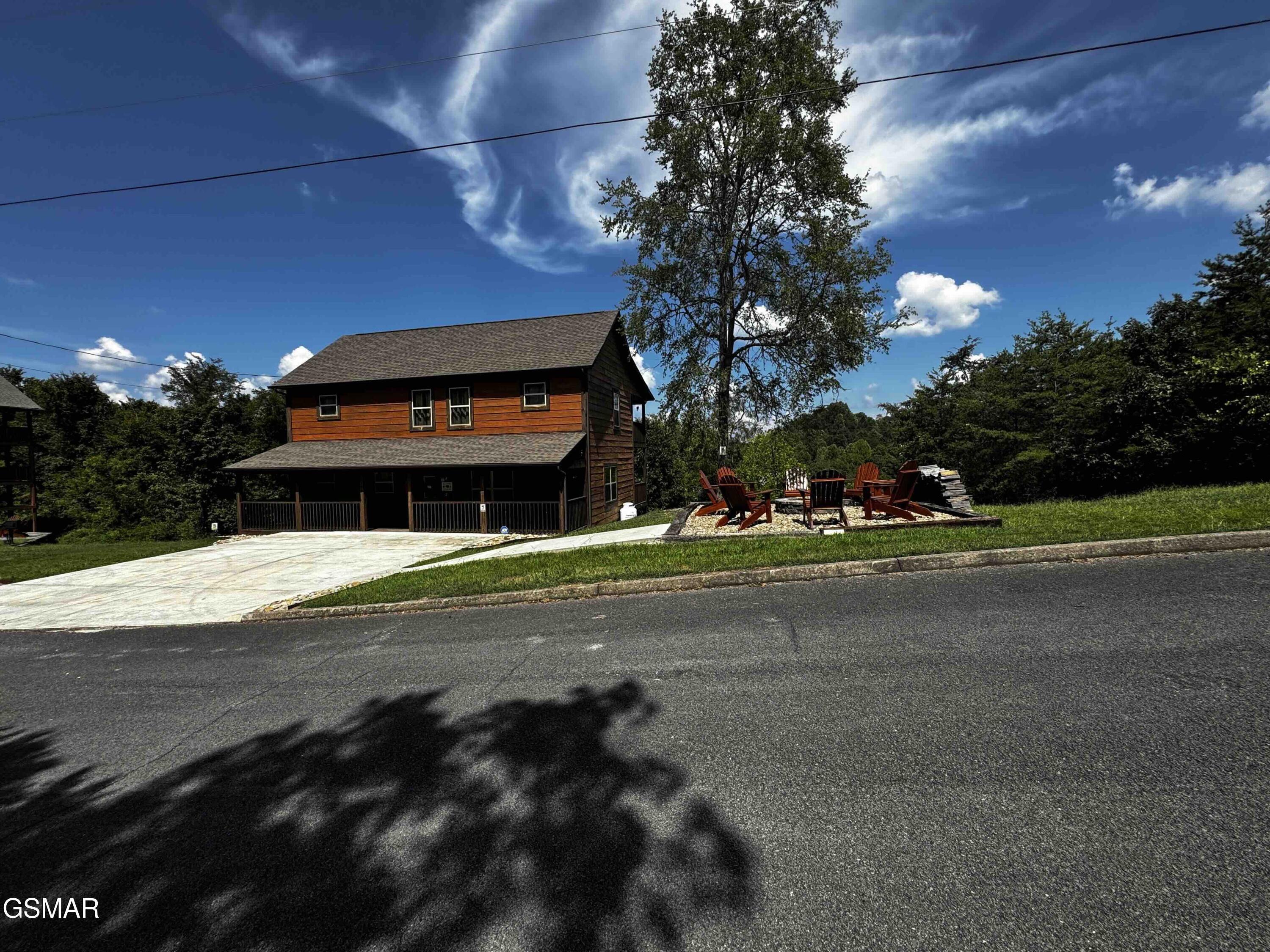 406 Oak Sky Way Sevierville TN 37876