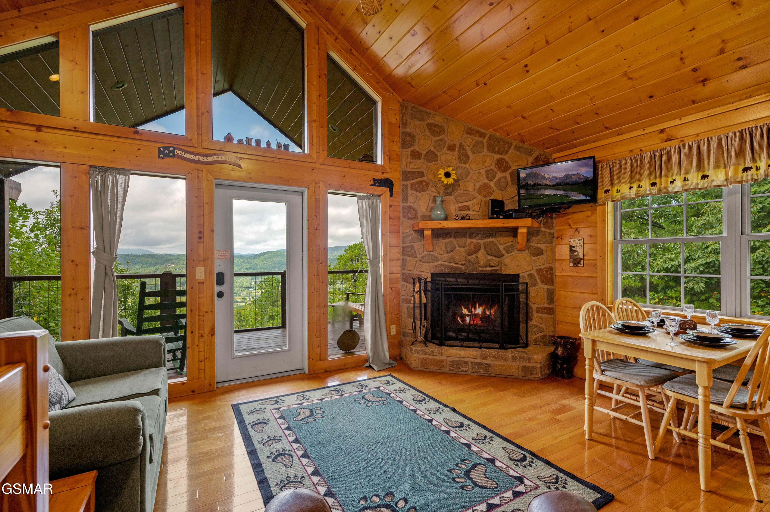 3813 Glenview Way Sevierville TN 37862