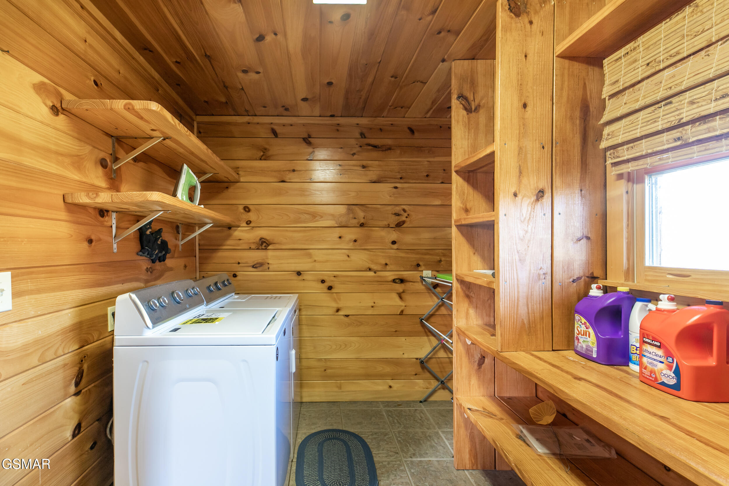 2466 Bryan Road Sevierville TN 37862